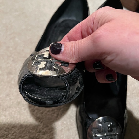 Tory Burch Wedge Silver Buckle - Picture 10 of 10